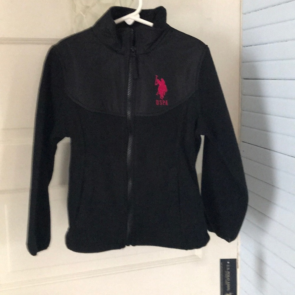 Black fleece jacket
